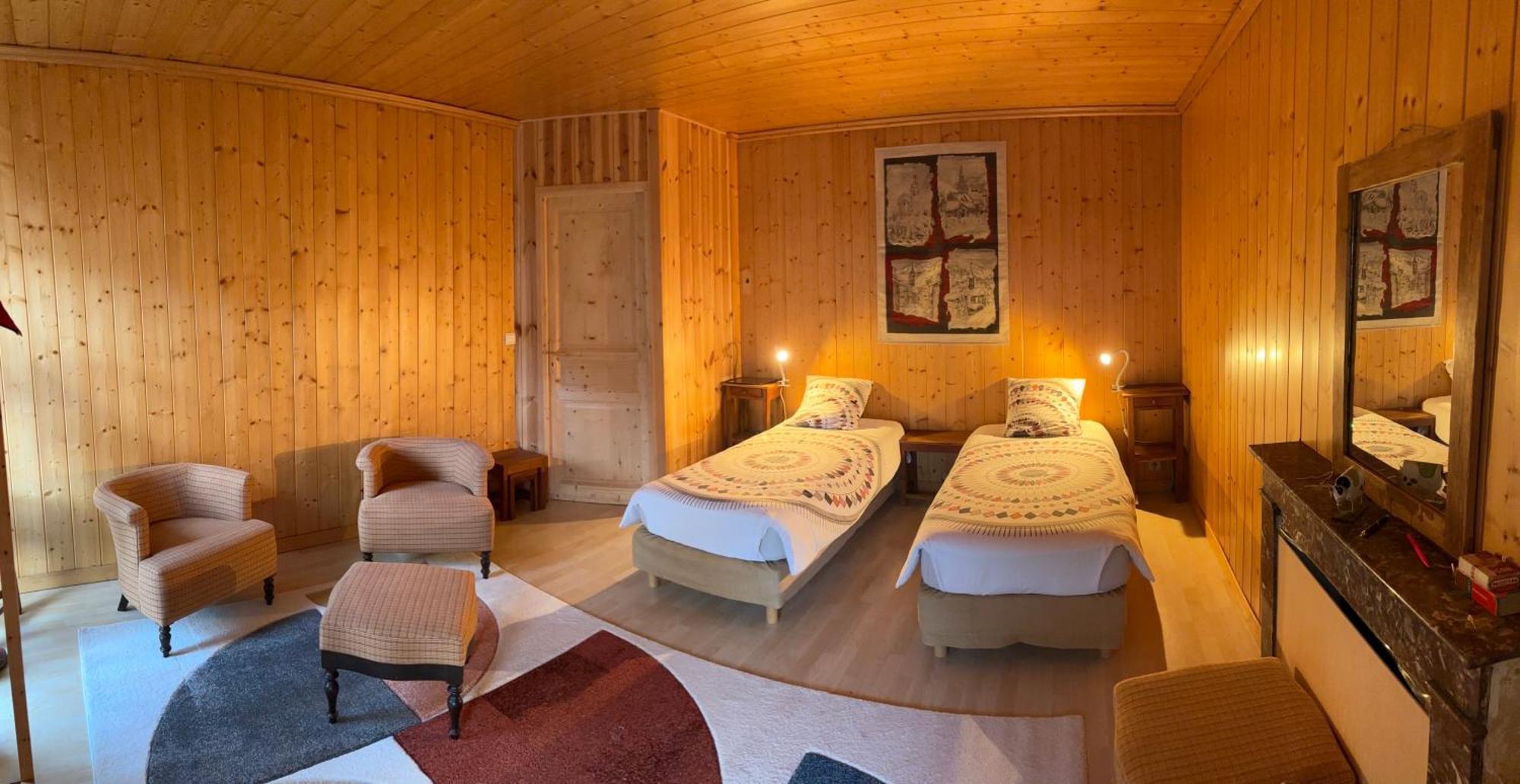 Chez Lizon Hostel Барселонет Екстериор снимка