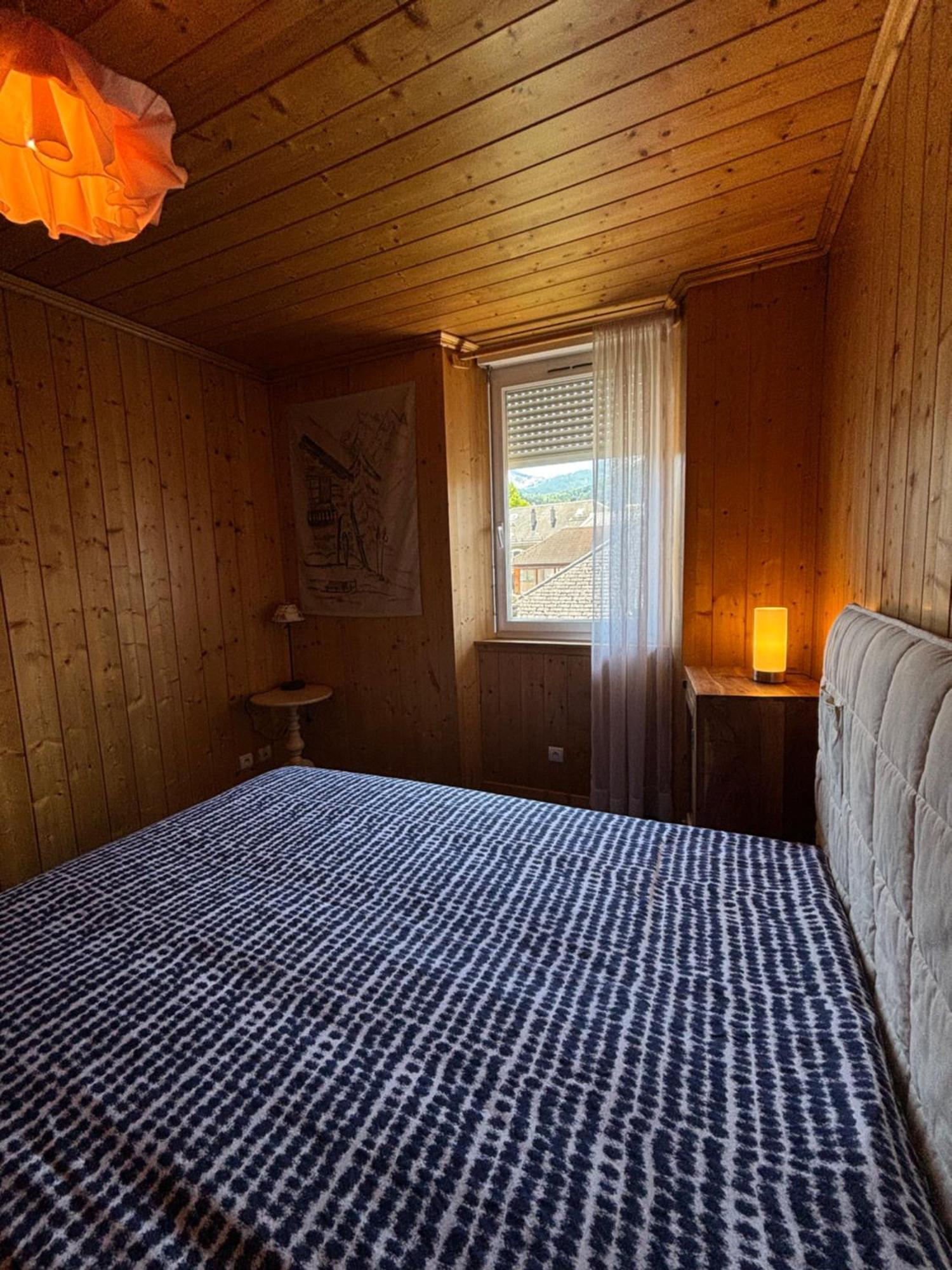 Chez Lizon Hostel Барселонет Екстериор снимка